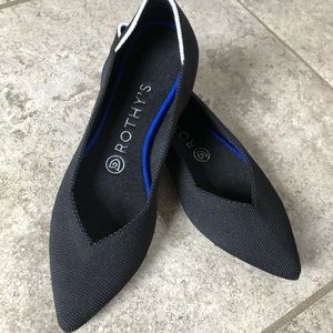 Rothy’s solid black pointed toe flats 7.5W